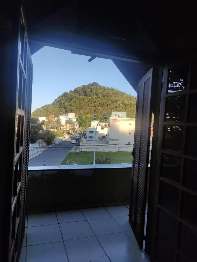 Pousada Bravo House Balneario Camboriu Exterior foto